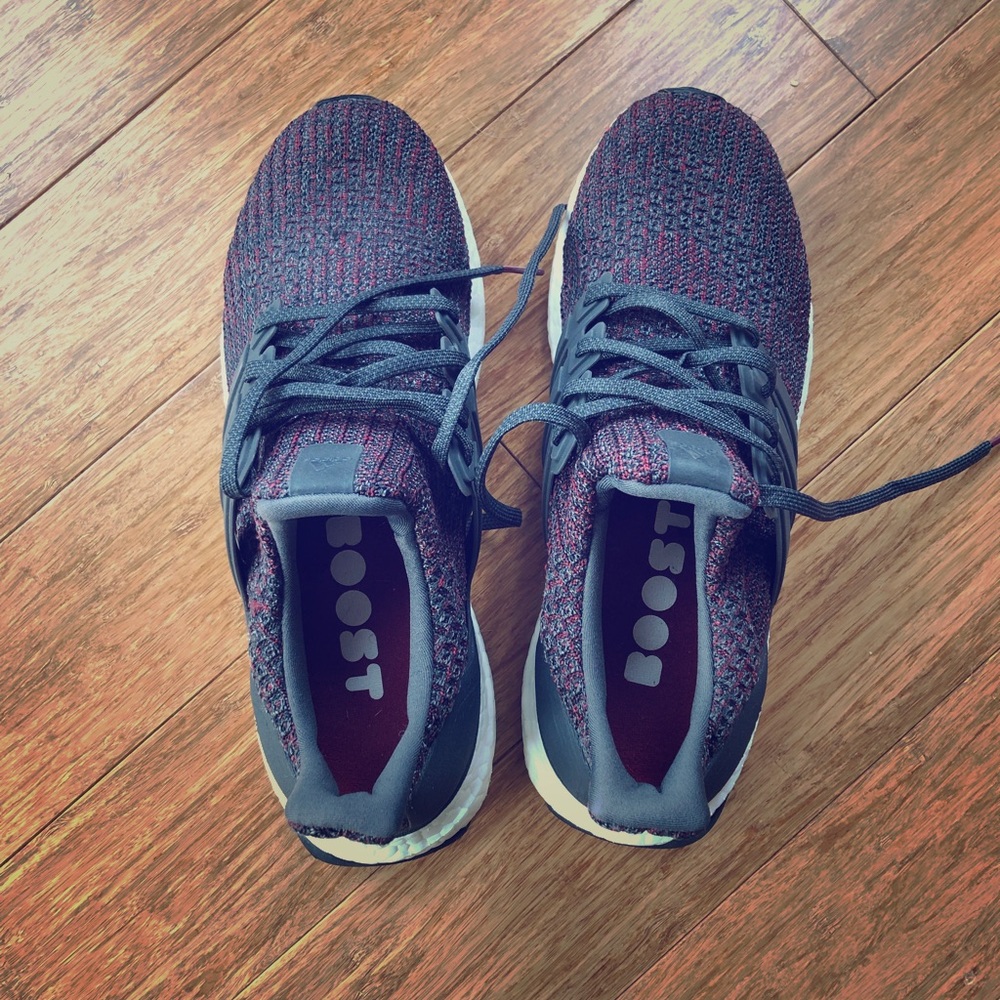Grey/maroon Adidas Ultraboosts size 7.5
